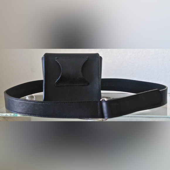 GUESS BELT POUCH BLACK GENUINE LEATHER SMALL - Picture 7 of 10